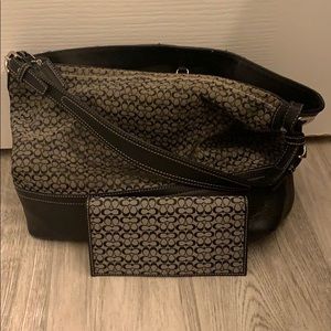 Cute coach purse with matching wallet